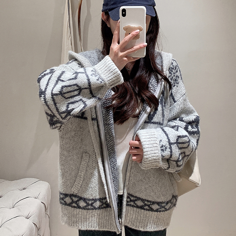 费尔岛重工灰色连帽毛衣外套女秋冬慵懒宽松加厚针织拉链开衫上衣