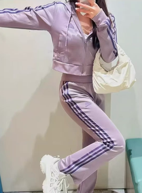 「两件套」Adidas女款时尚百搭舒适休闲套装IS0914【断码福利】