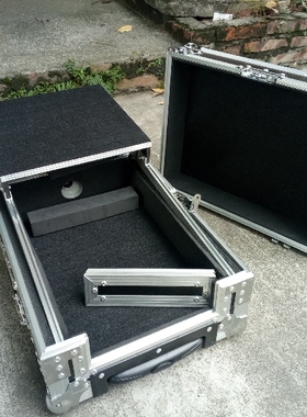 Rane TTM 57SL 机箱/打碟机箱/航空箱,DJ箱(带推台和拉杆)