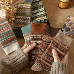 7 Pairs Women's Retro Geometric Print Mid-Calf Socks