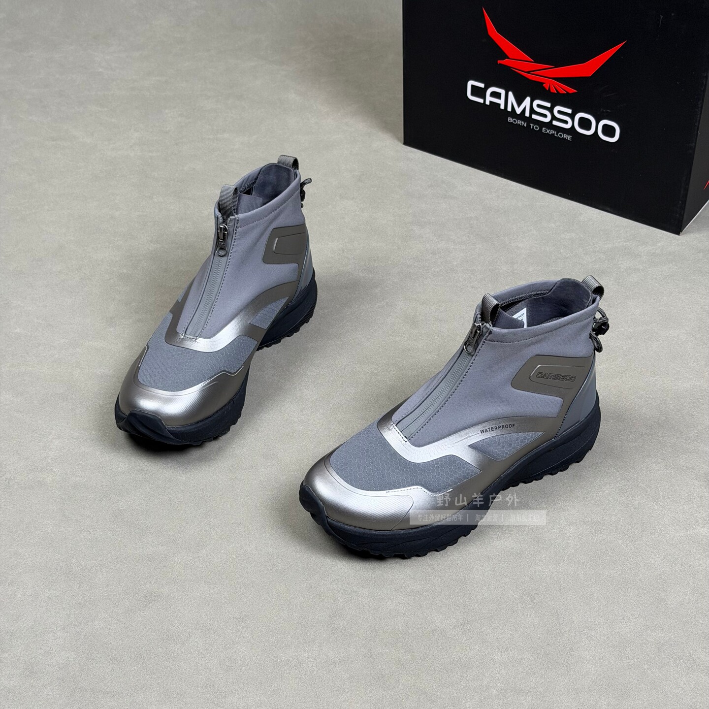 利落干练~CAMSSOO男女防泼水防滑轻便中帮户外休闲鞋 秋冬工装靴