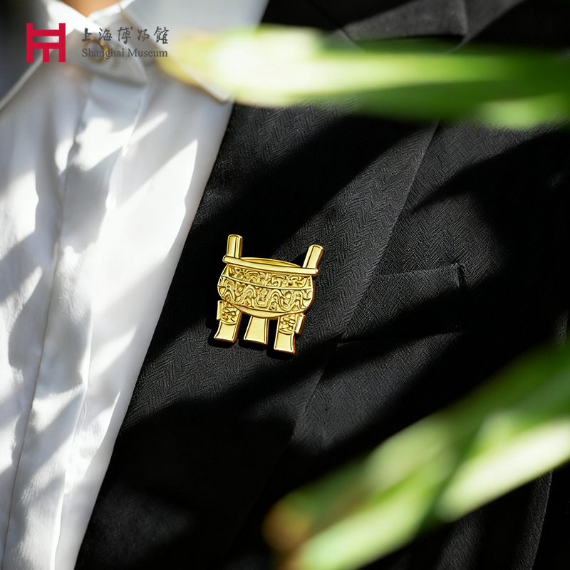 上海博物馆四龙纹徽章文创礼品