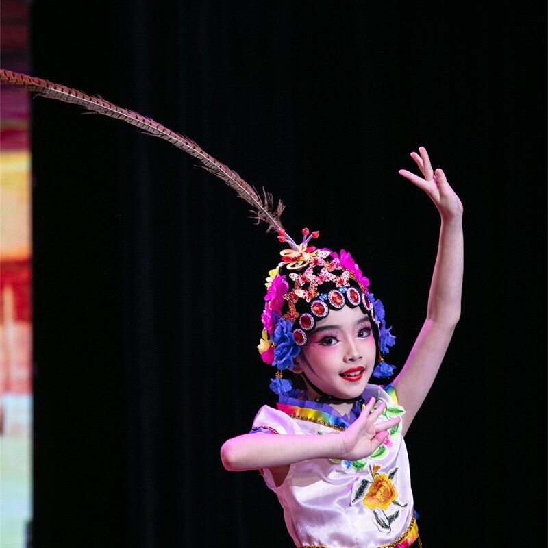新品新款俏e花旦演出服女儿童小花旦梨园戏曲服成人京剧头饰心有图片