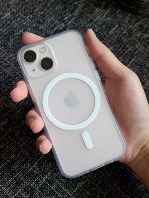 适用苹果iPhone13mini磁吸充电手机壳半透磨砂全包防摔保护套