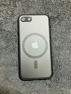 适用苹果SE3磁吸壳iPhonese2手机壳半透磨砂肤感全包防摔保护套过年正常发货