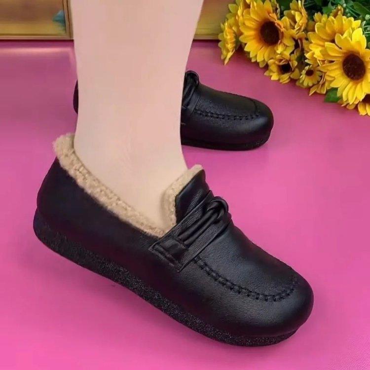 2025年冬季加绒豆豆鞋女新款软底软面妈妈平底皮鞋保暖百搭棉鞋