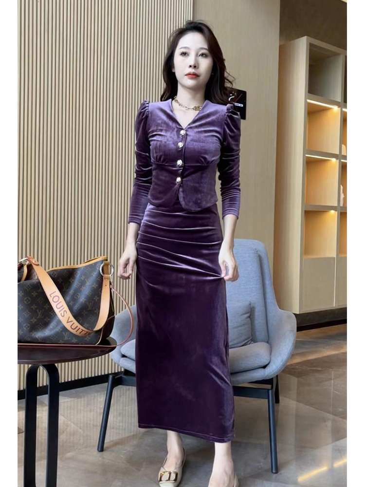 2023秋季气质显瘦纯色两件套