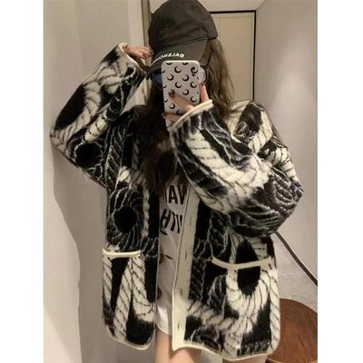 秋冬新款小众设计感麻花针织开衫外套女韩系慵懒风宽松中长款毛衣