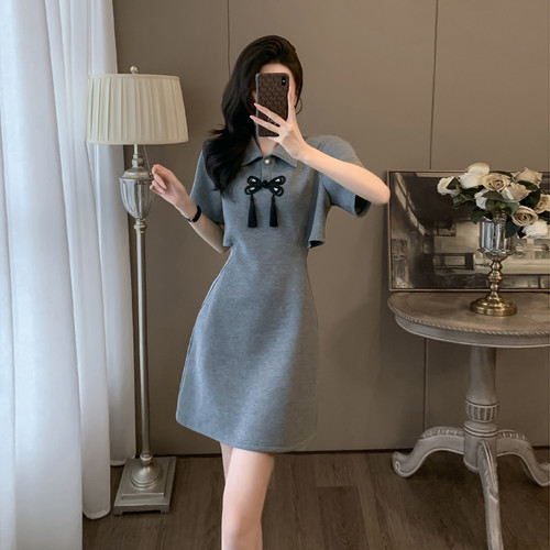 灰色polo领国风连衣裙女夏季显瘦