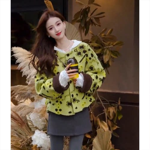 洋气花朵小新款2025小时尚设计立体外套女士众香风上衣冬季开衫感