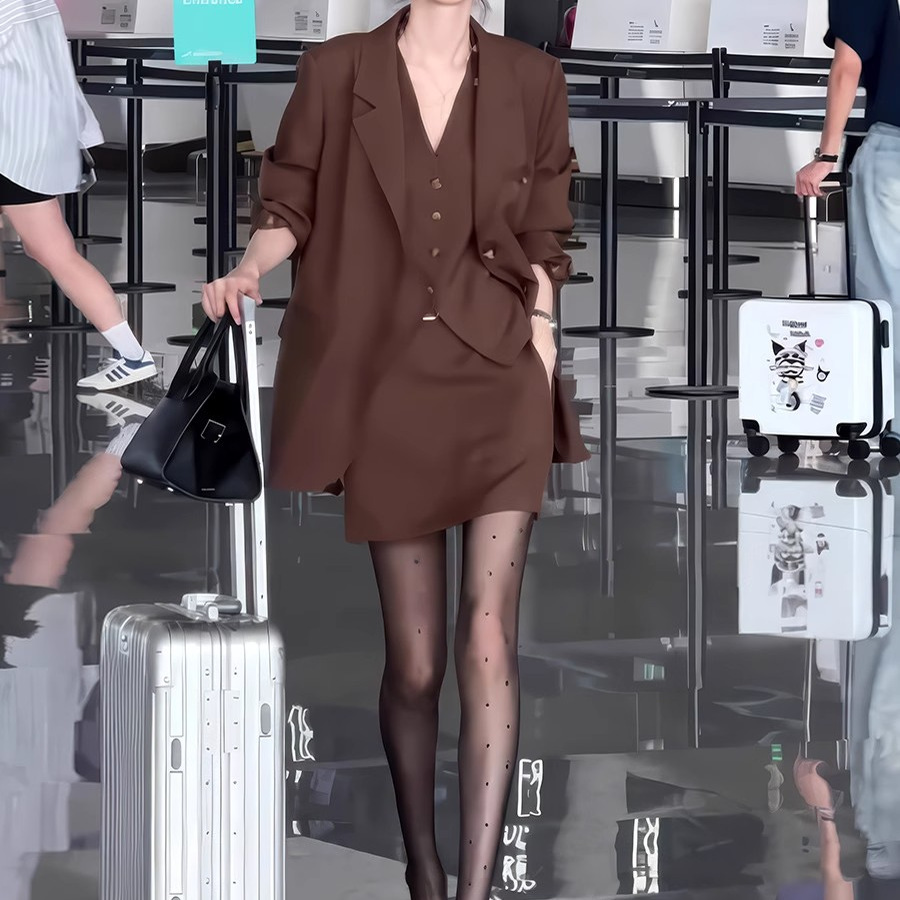 御姐范轻熟三件套装裙2025秋新款西装外套马甲短裙时尚气质套装女