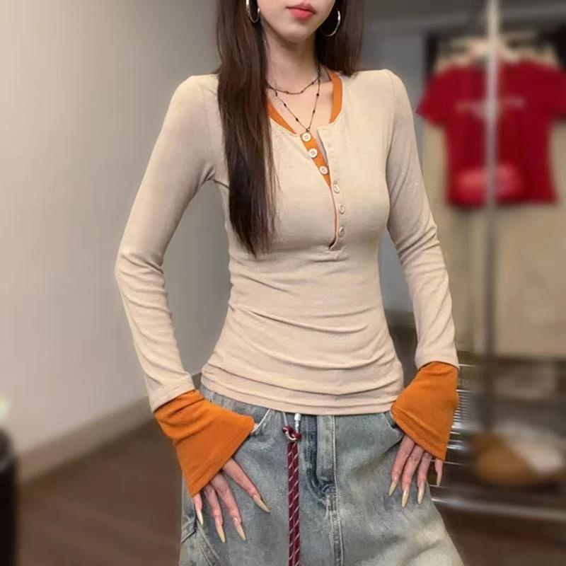时髦简约撞色假两件长袖T恤女2025秋季新款修身显瘦独特漂亮上衣