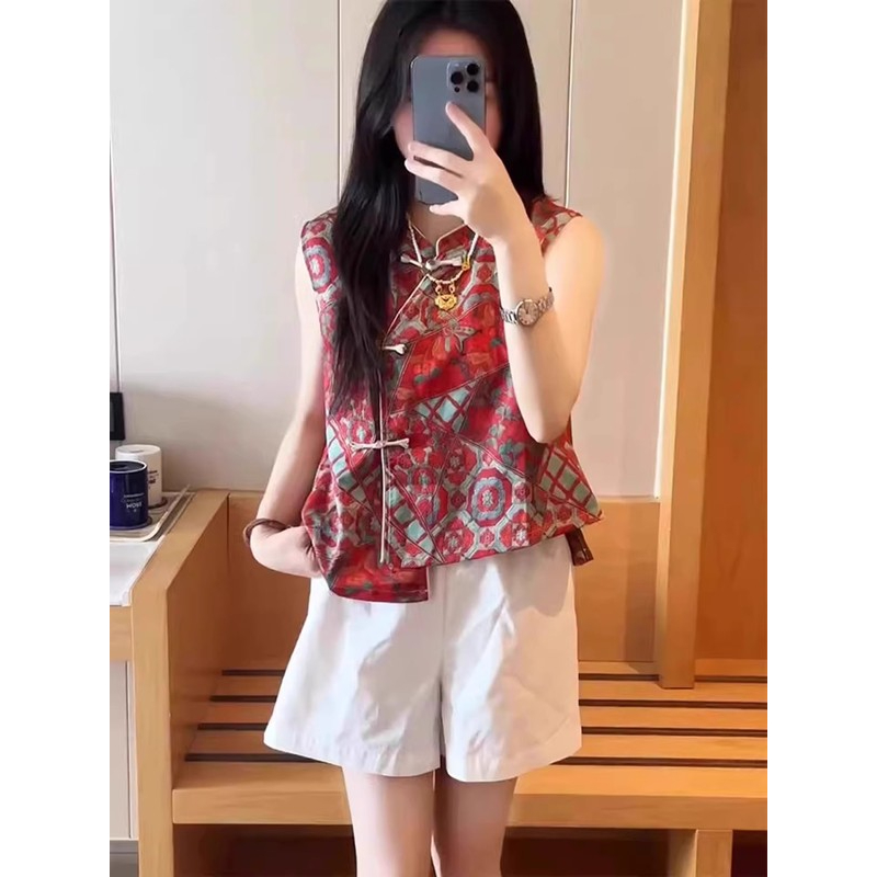 夏季轻奢高级感气质显瘦马甲小众设计洋气新中式国风红色短上衣女