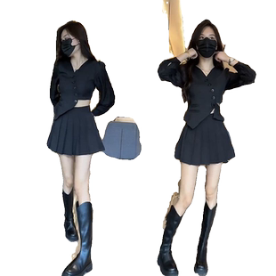 时髦名媛千金甜美时尚套装2024年秋季新款显瘦百褶V领小心机百搭