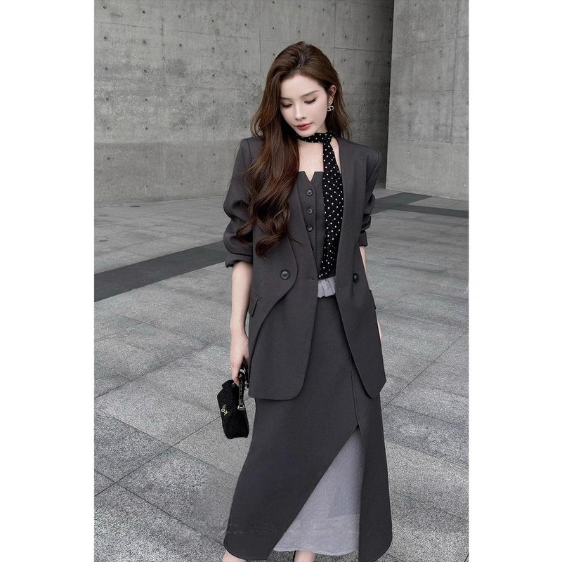 复古时尚秋季2025新款女长袖西装外套抹胸上衣修身显瘦长裙三件套,女装/女士精品,时尚套装,淘宝优惠券,粉丝福利购,淘宝优惠卷