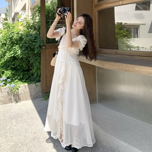 米白色木耳边泡泡袖连衣裙女2025夏季新款法式初恋温柔甜美长裙子图片