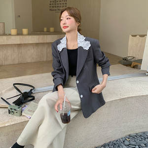 灰色通勤短款西服上衣女春秋季超火好看高级小众休闲职业西装外套图片