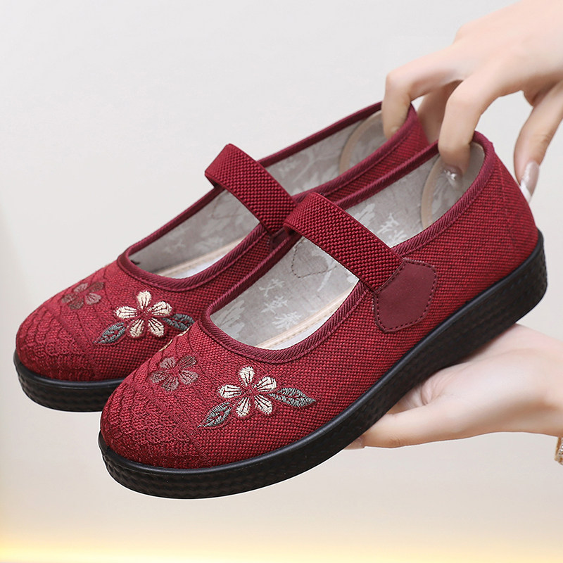 老北京布鞋女春夏新款绣花奶奶鞋软底妈妈鞋中老年防滑平底老人鞋,女鞋,绣花鞋,淘宝优惠券,粉丝福利购,淘宝优惠卷