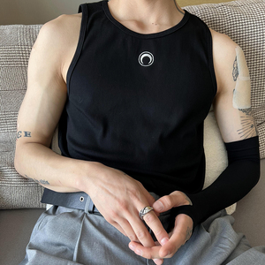 子上男装 小众设计感情侣月亮刺绣无袖坎肩运动背心男修身打底衫
