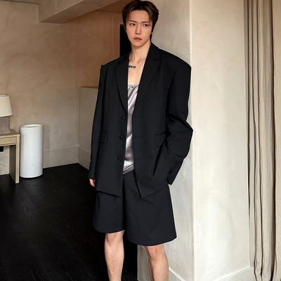 黑色条纹休闲宽松oversize西服