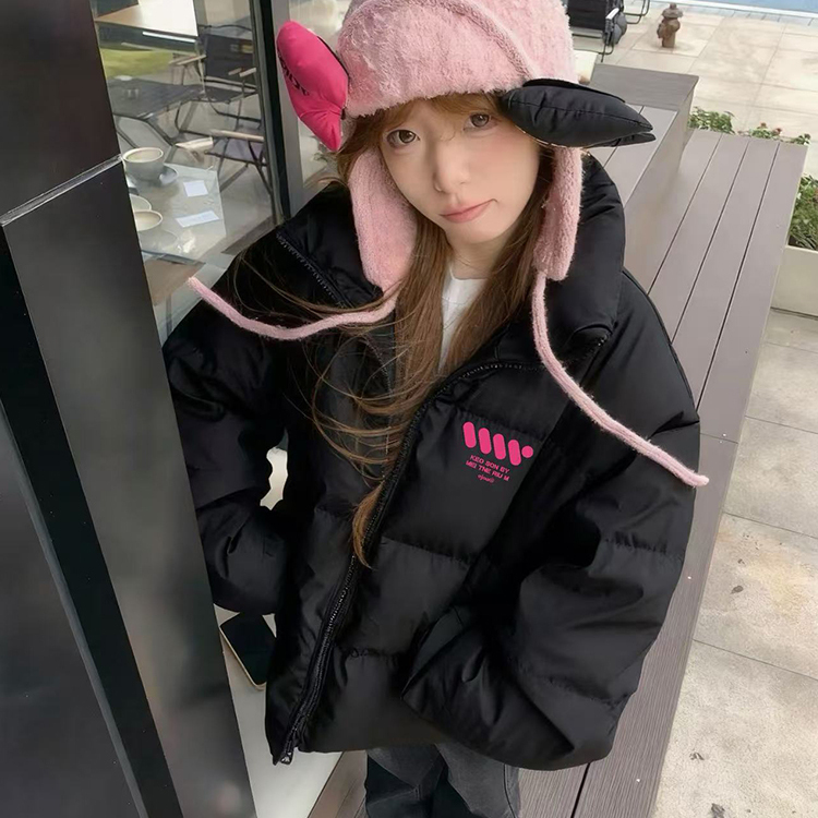 休闲黑色加厚秋装外套短款棉服女