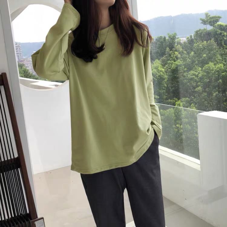 白色长袖T恤女宽松显瘦圆领韩版潮流打底衫2025秋冬纯色内搭上衣