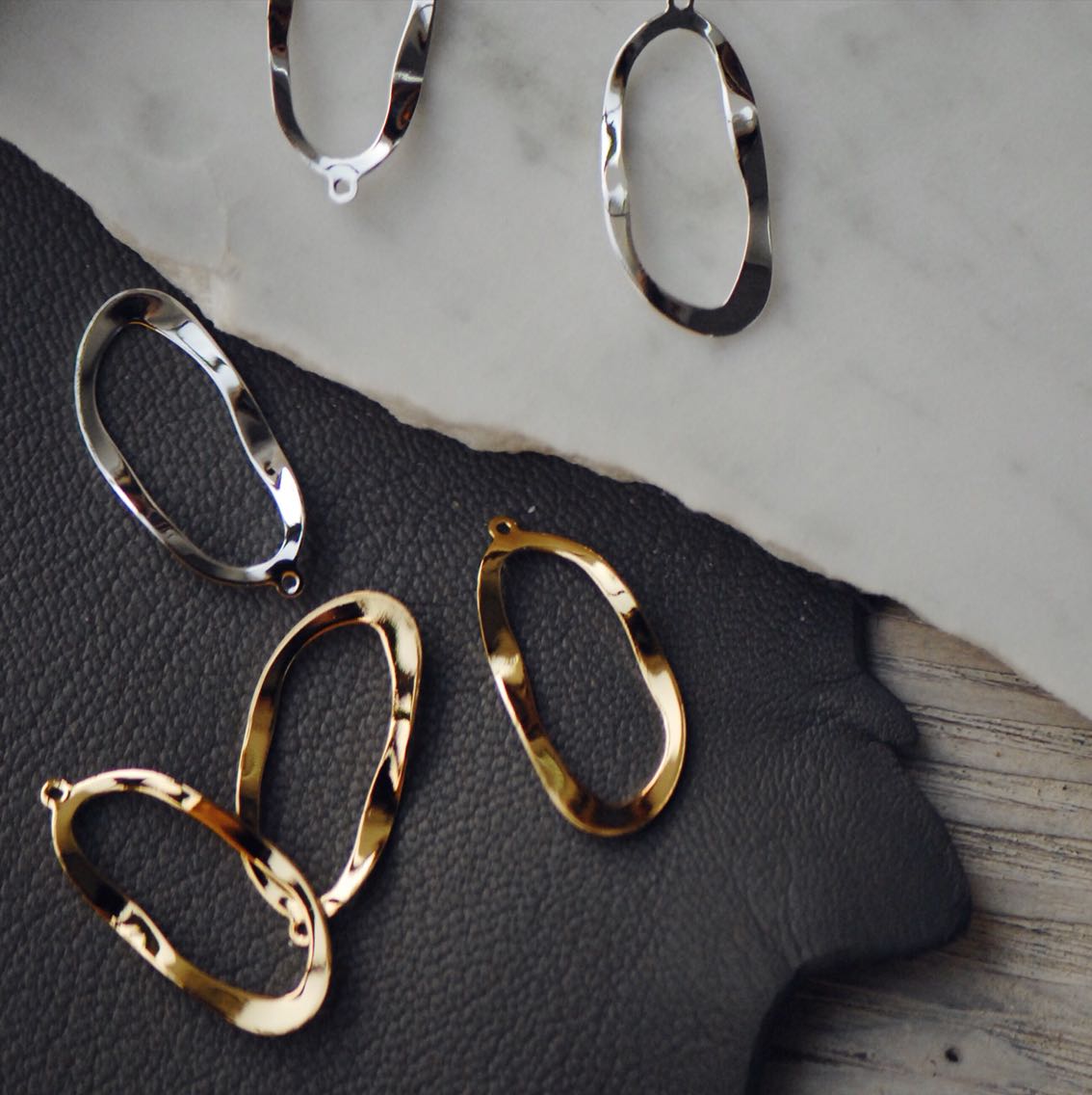 【DSz】厚金银电镀铜质保色波浪随形椭圆边框几何装饰diy耳环配件