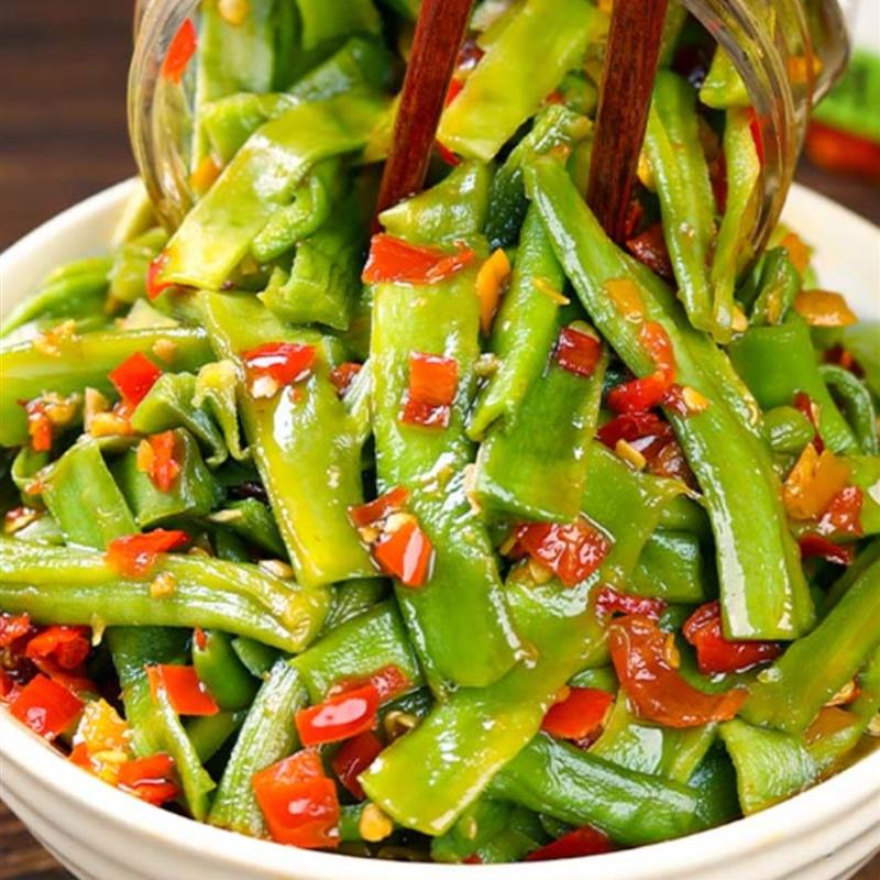 湖南味婆娘剁椒贡菜香辣下饭菜咸菜拌饭拌面酱菜方便速食旗舰店