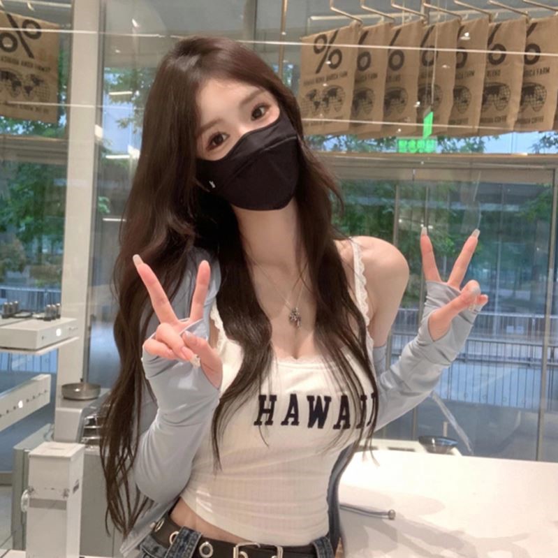 辣妹字母带胸垫白色吊带背心女2025新款内搭打底小吊带上衣夏外穿