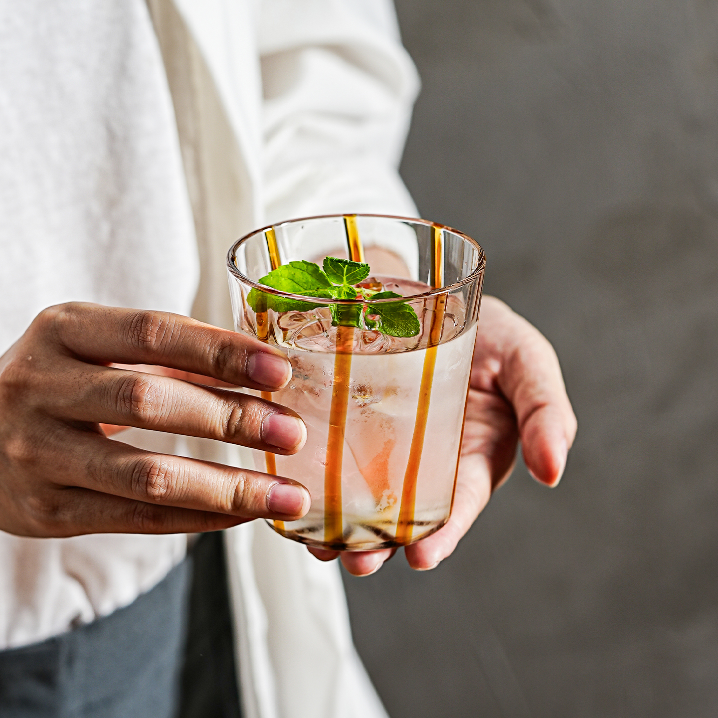 巢牧手工彩色条纹水杯家用套装