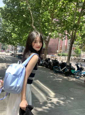 小众设计双肩包女户外登山轻便防水旅行背包学生书包