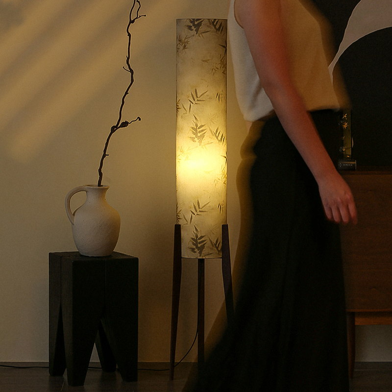 宝照实木灯座中古风竹叶