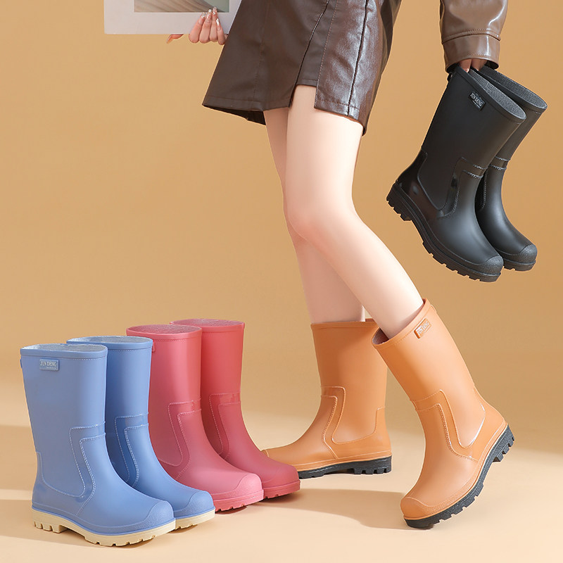军登女士时尚防水雨鞋图片