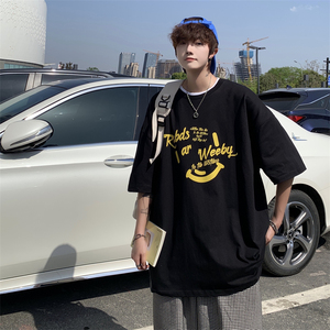 XZ213-19D111-P25控38 大码创意印花宽松T恤潮流男短袖图片
