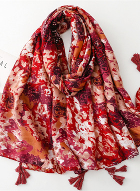 软棉麻手感柔软丝巾女士红色彩绘流苏旅行披肩Scarf shawl