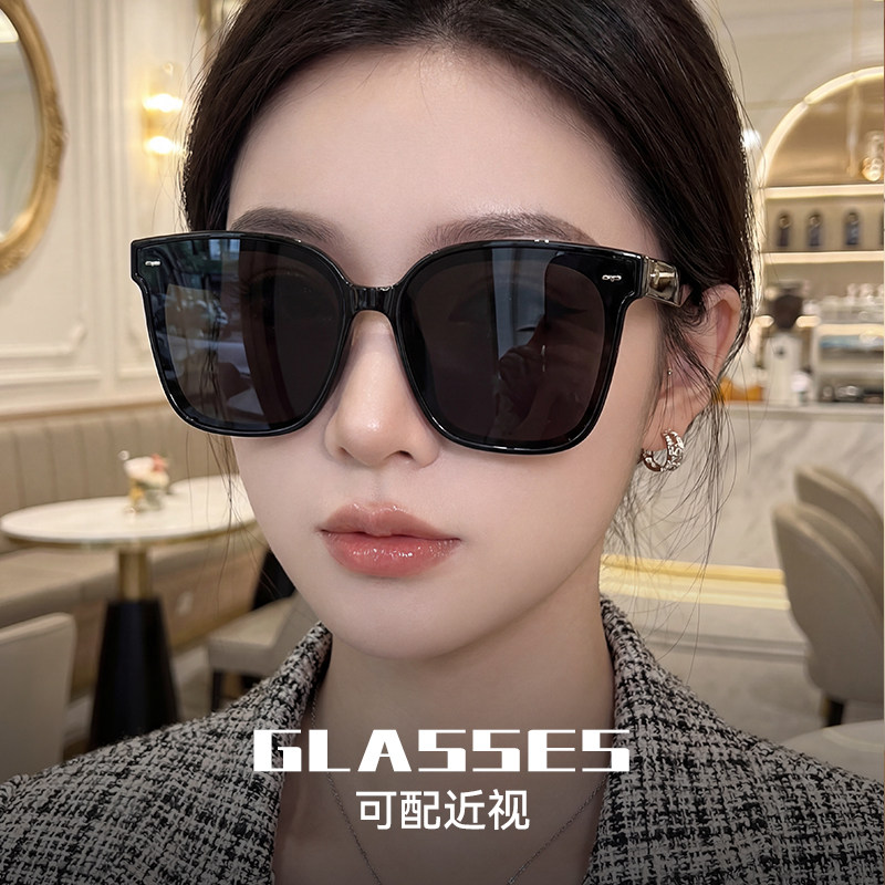近视墨镜女显脸小，夏日戴不闷脸图片