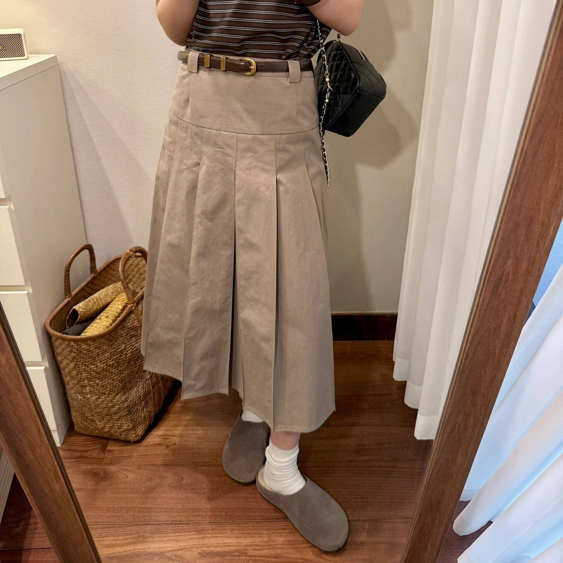 设计感小众复古经典遮胯高腰休闲通勤纯色工装百褶半身裙女中长款