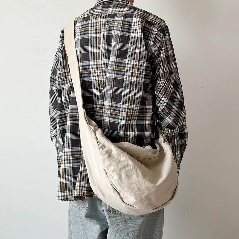 帆布包宽肩带简约休闲饺子包男女运动日韩时尚背包斜挎包单肩包潮