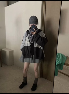 Montague2025秋季新款简约百搭连帽拼色拉链卫衣