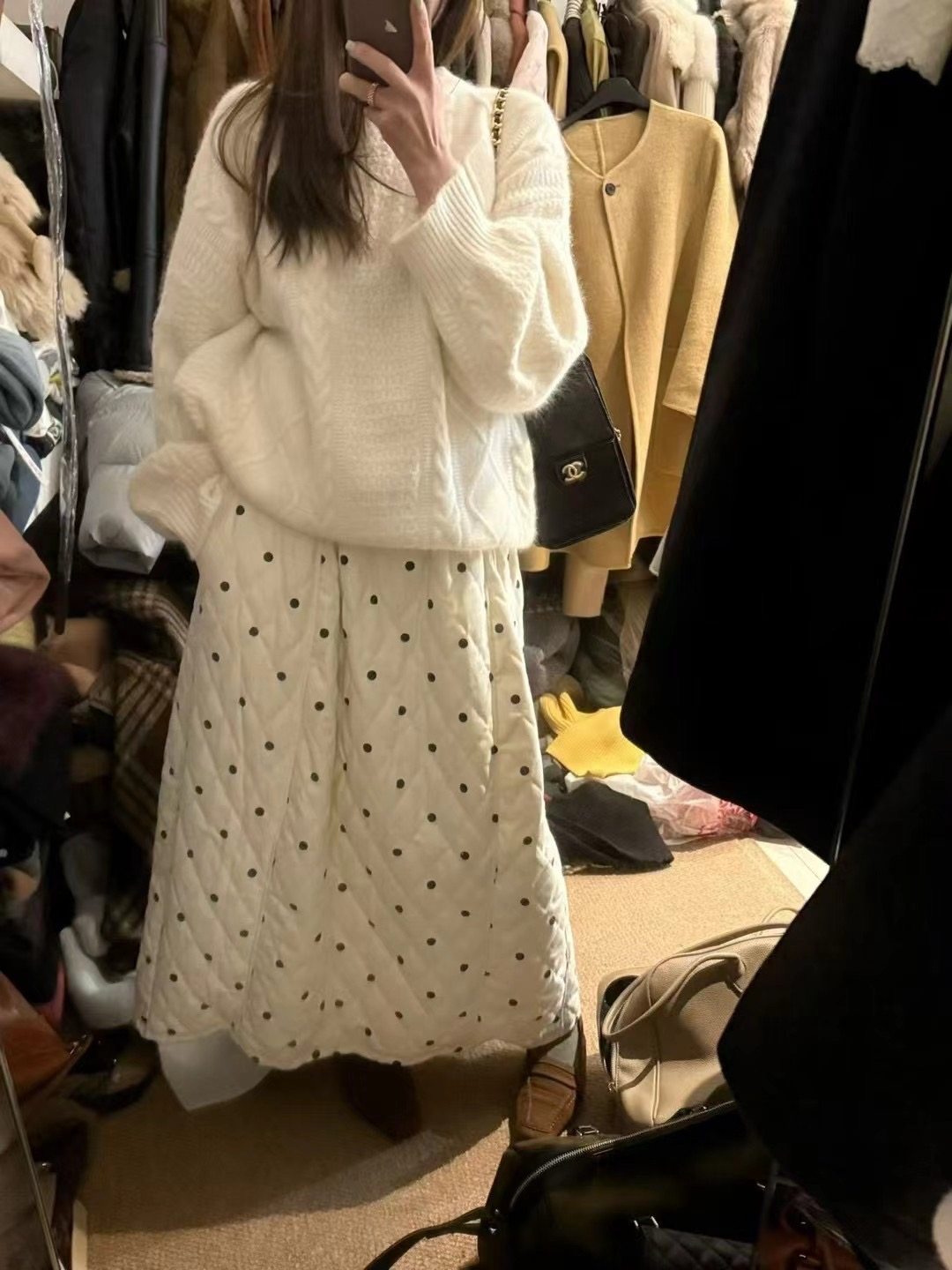 Mone 2025冬季新款韩系简约百搭圆领浣熊麻花毛衣