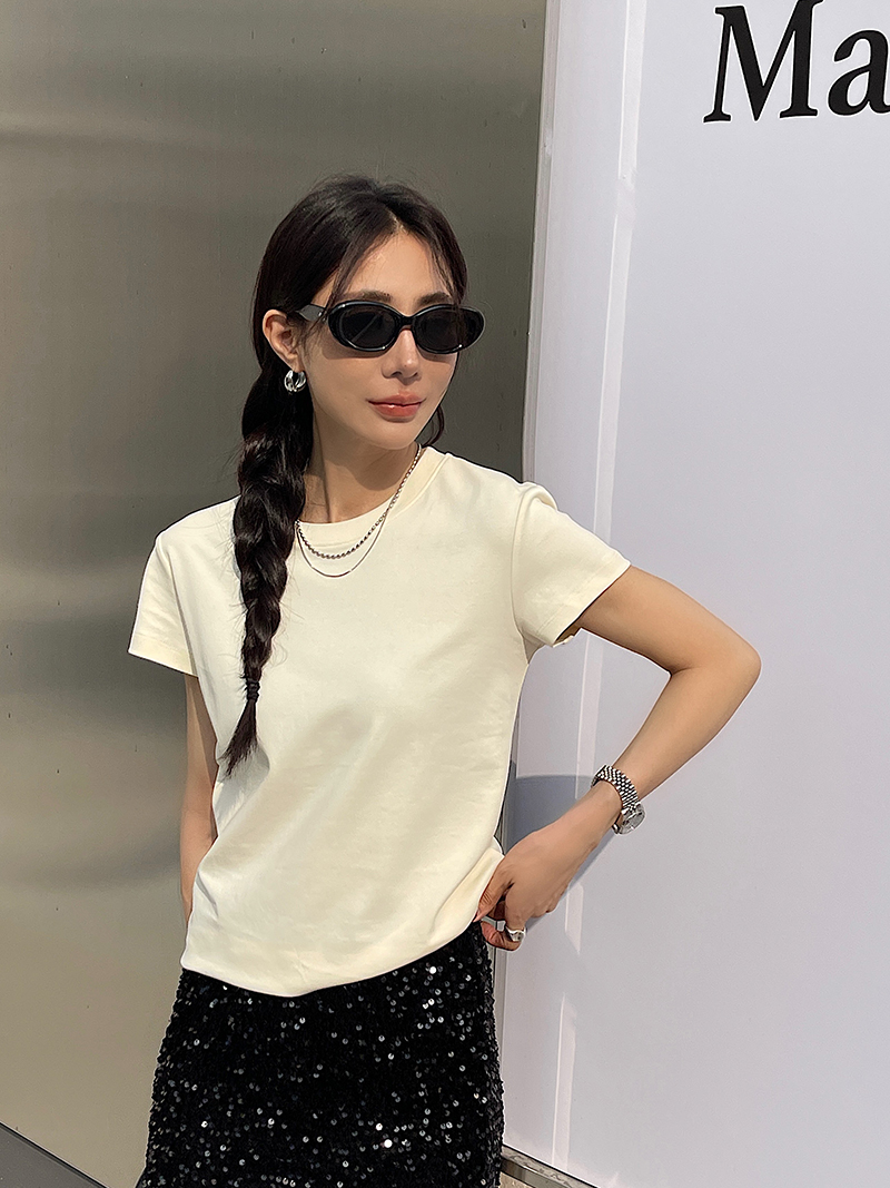 优化身材比例款短袖多色小T