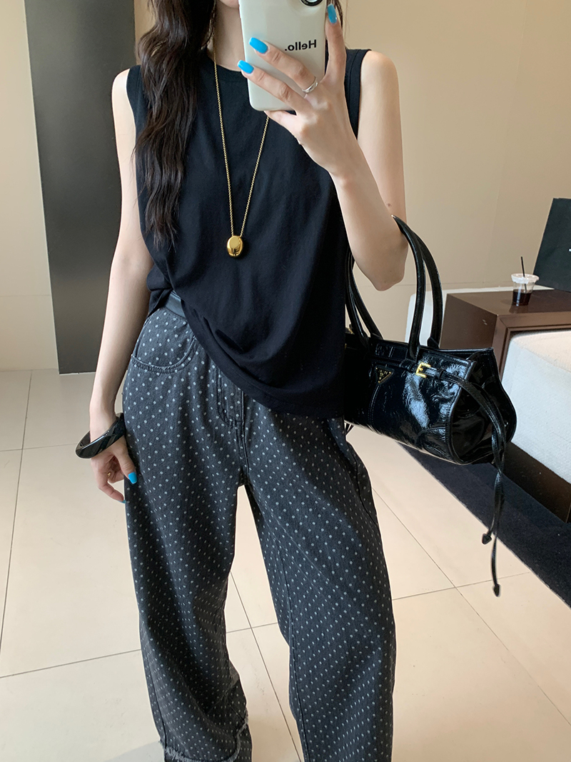 闰熙无袖慵懒背心砍袖上衣通勤