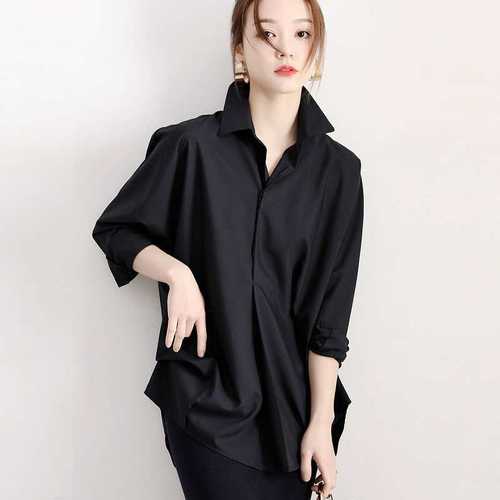 2021 spring and autumn white shirt women's fashion Korean casual temperament loose niche design foreign style shirt