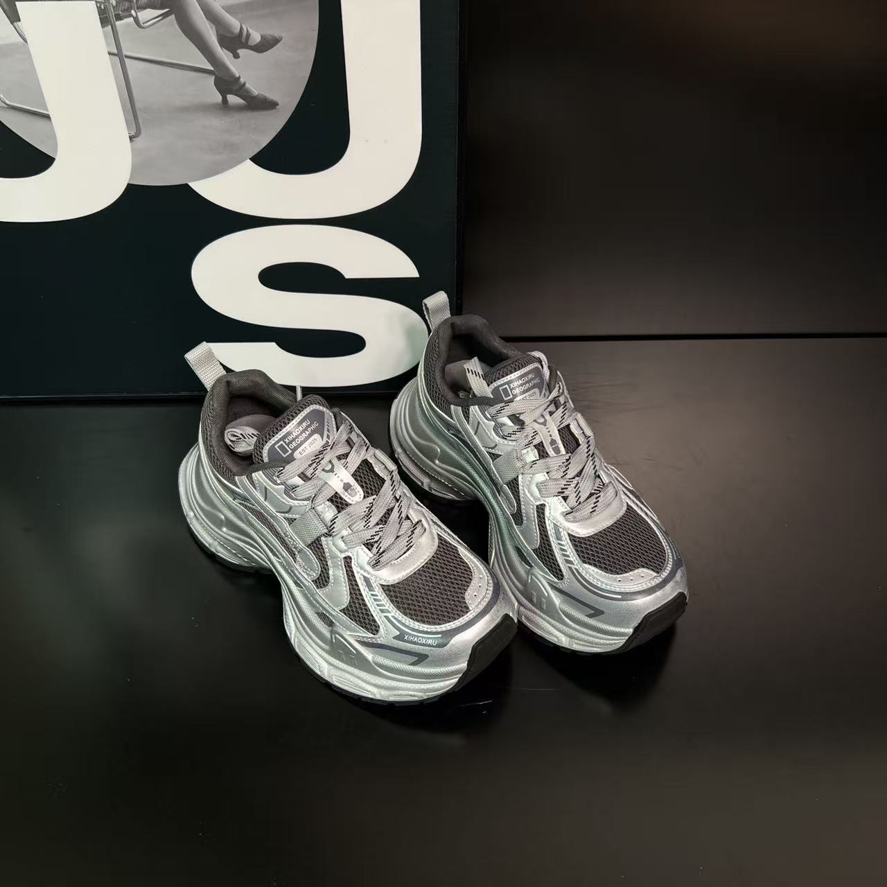 厚底轻便老爹鞋女2025秋季新款做旧脏脏鞋小个子增高休闲运动鞋