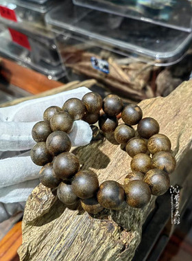 芽庄天然老料软丝棋楠沉香手串16mm14颗佛珠手串链花蜜凉奶香浓郁