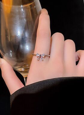 百搭冷淡风轻奢饰品手时尚高级