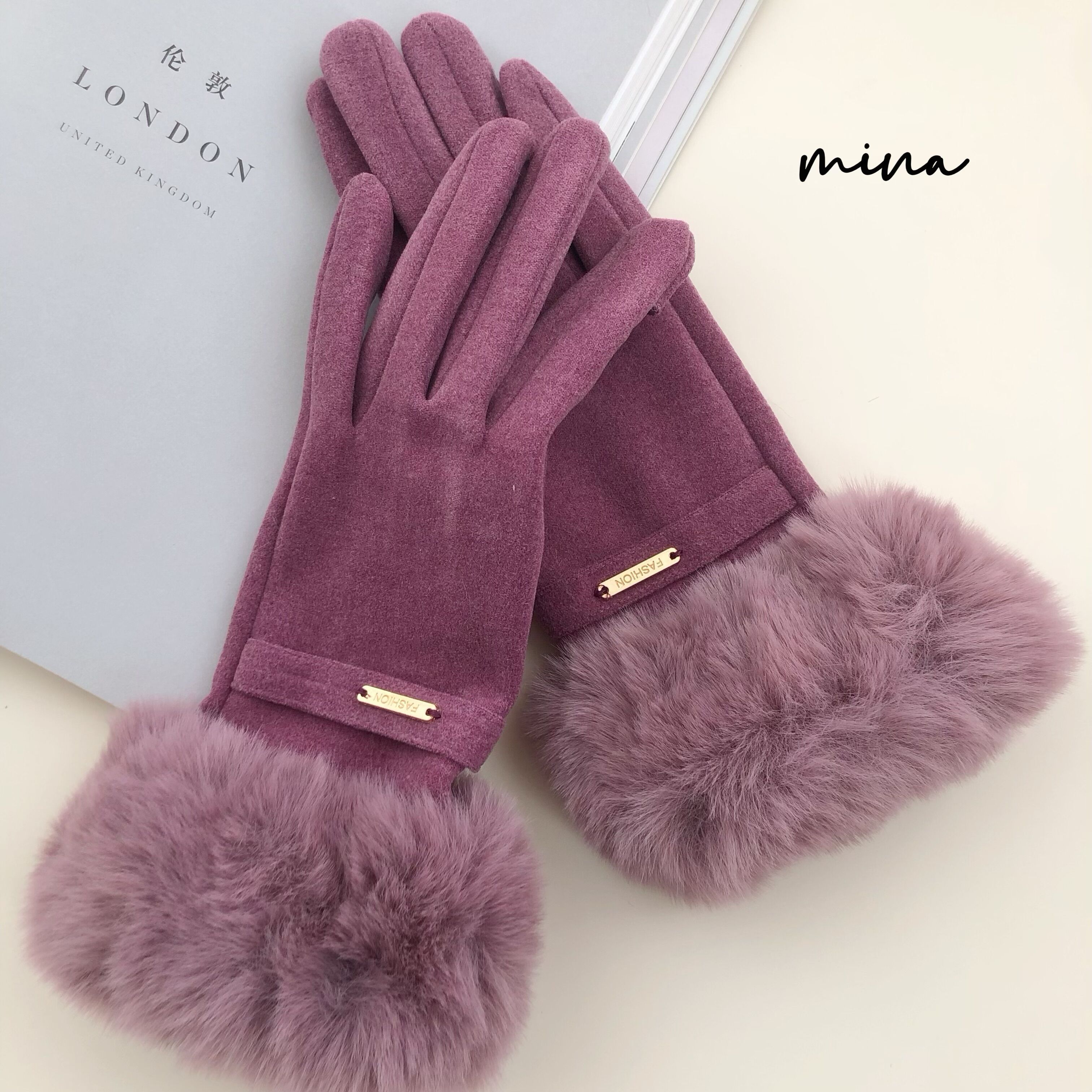 出日本手套女毛绒加厚防风德绒仿兔毛厚保暖内加绒可触屏骑行手套