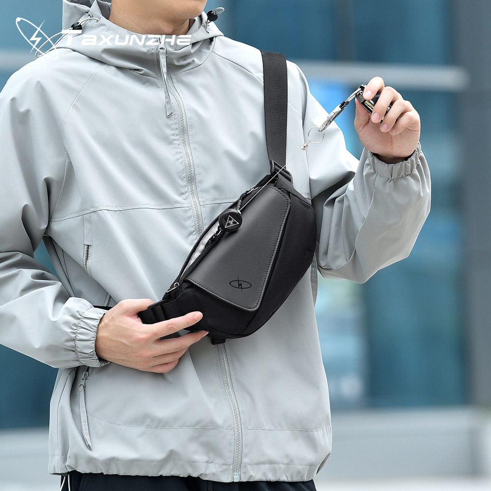 机能斜挎包男士夏季新款时尚小胸包户外通勤手机腰包骑行胸前背包