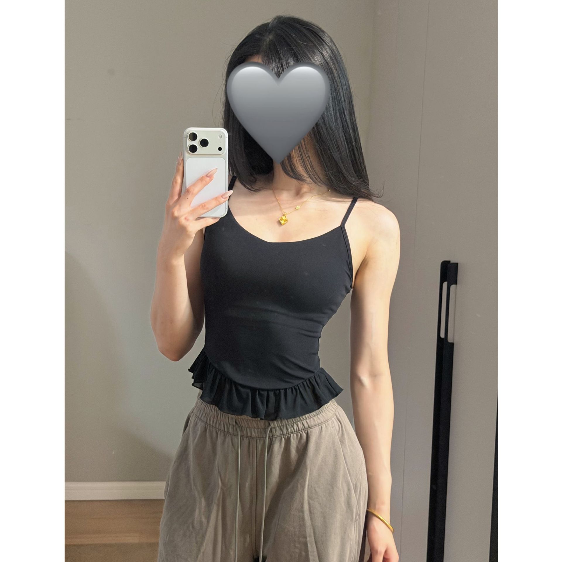 带胸垫露背显瘦瑜伽背心