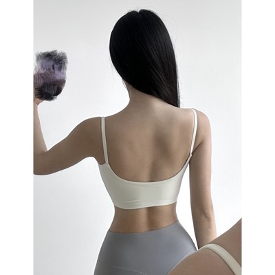 深U背细肩带瑜伽背心带胸垫吊带